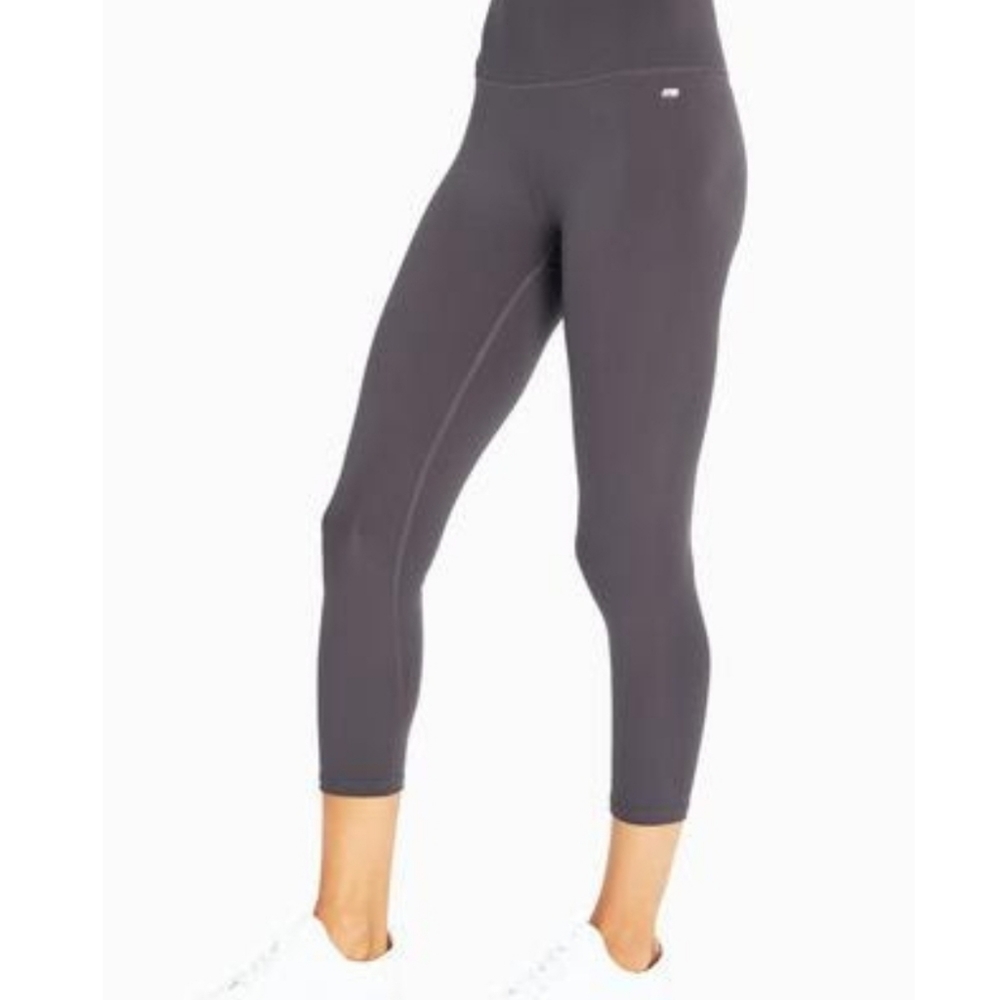 Marika capri compression legging - Picture 1 of 5